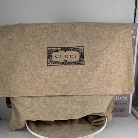 Gucci Black GG MATELASSÉ SMALL
SHOULDER BAG - Picture 14 of 16